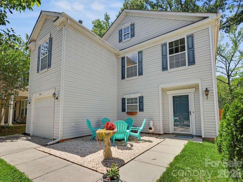 5529 Idlewild Road, Charlotte, NC 28227.  MLS# CAR4389190, YatesRealty ID 34996. 