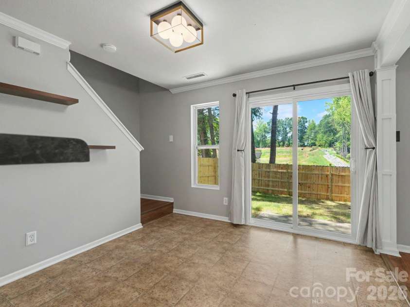 5529 Idlewild Road, Charlotte, NC 28227.  MLS# CAR4389190, YatesRealty ID 34996. 