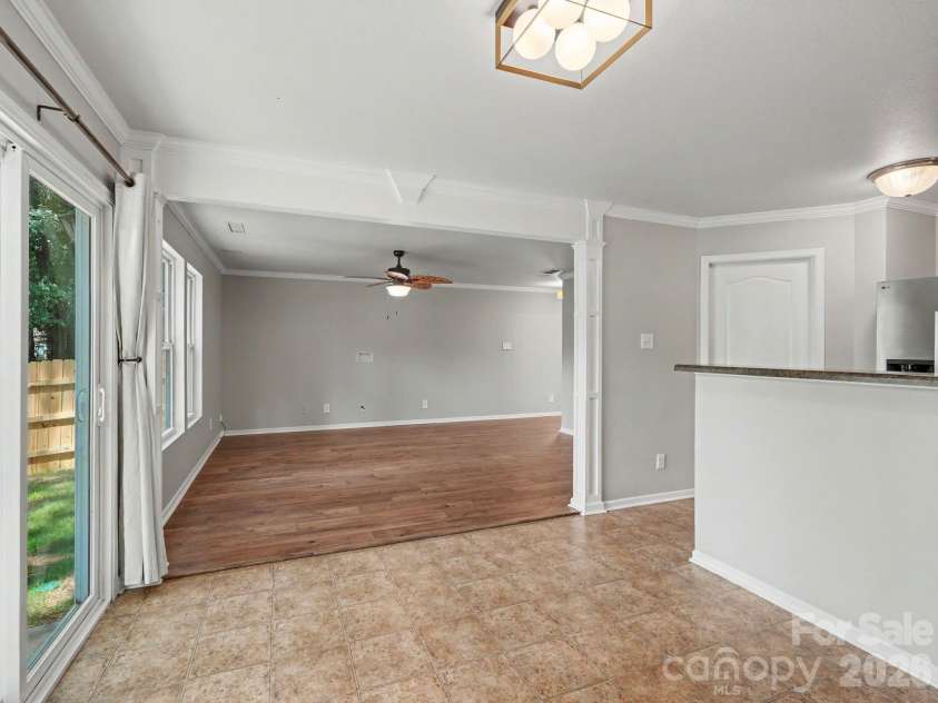 5529 Idlewild Road, Charlotte, NC 28227.  MLS# CAR4389190, YatesRealty ID 34996. 