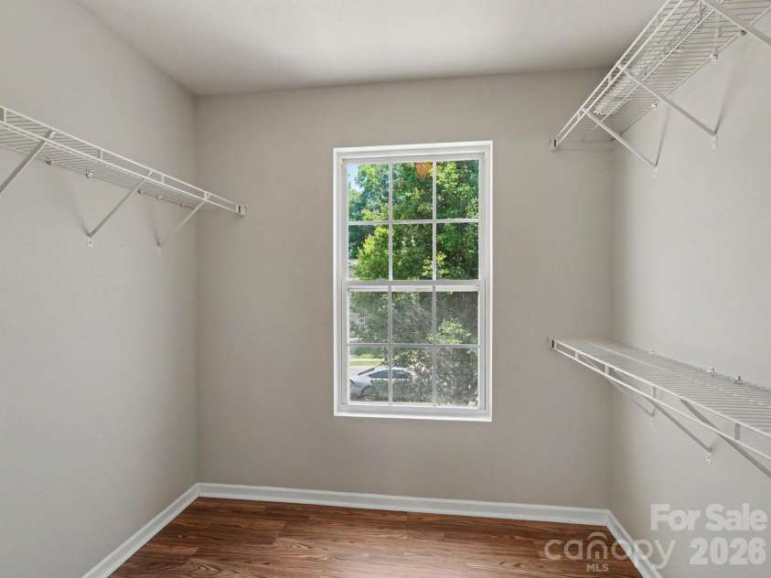 5529 Idlewild Road, Charlotte, NC 28227.  MLS# CAR4389190, YatesRealty ID 34996. 