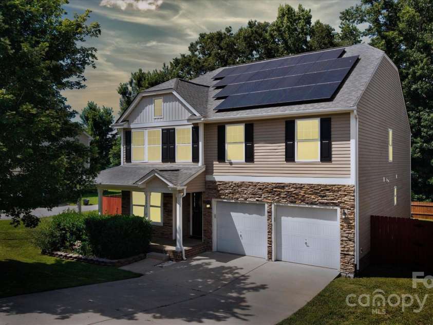 1177 Ellis Pond Drive, Rock Hill, SC 29730.  MLS# CAR4278534, YatesRealty ID 34997. 