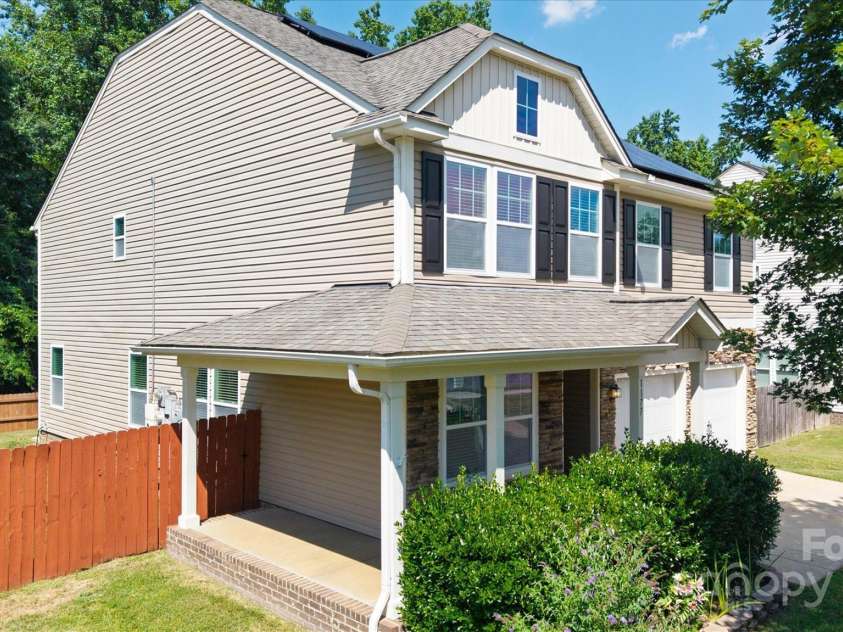 1177 Ellis Pond Drive, Rock Hill, SC 29730.  MLS# CAR4278534, YatesRealty ID 34997. 
