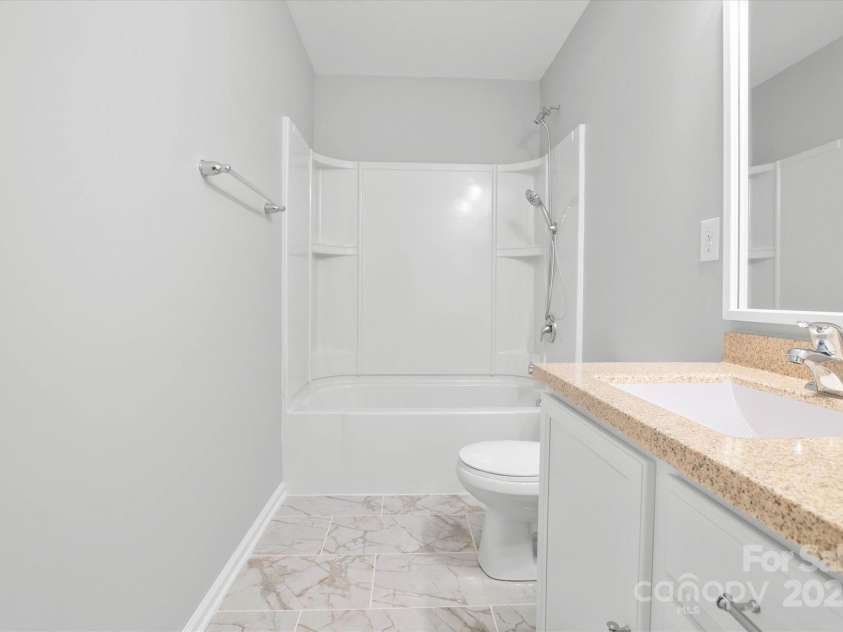 1177 Ellis Pond Drive, Rock Hill, SC 29730.  MLS# CAR4278534, YatesRealty ID 34997. 