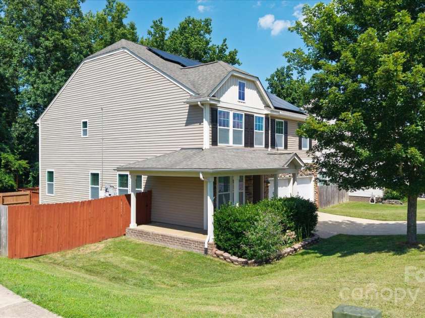 1177 Ellis Pond Drive, Rock Hill, SC 29730.  MLS# CAR4278534, YatesRealty ID 34997. 