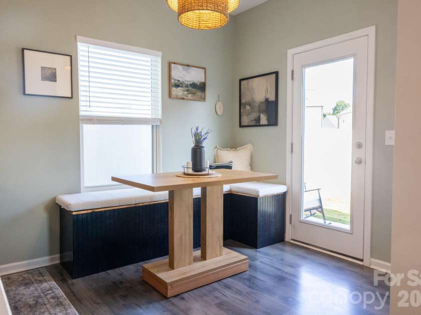 556 Willamette Drive, Salisbury, NC 28146.  MLS# CAR4399196, YatesRealty ID 34999. Dining room