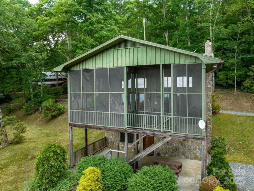 167 Bold Springs Road, Sylva, NC 28779.  MLS# CAR4226019, YatesRealty ID 350. 