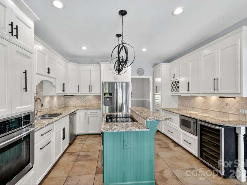 208 Stone Ridge Drive, Salisbury, NC 28146.  MLS# CAR4259618, YatesRealty ID 3500. 