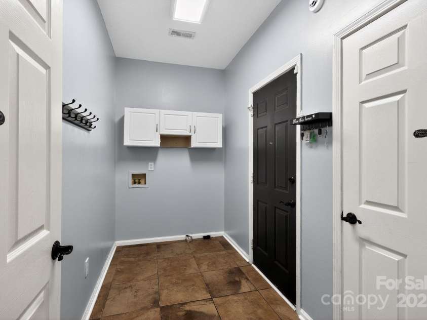 208 Stone Ridge Drive, Salisbury, NC 28146.  MLS# CAR4259618, YatesRealty ID 3500. 