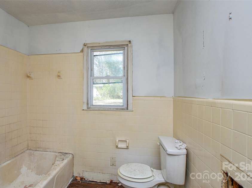 2519 Arnold Drive, Monroe, NC 28110.  MLS# CAR4232709, YatesRealty ID 3500. 