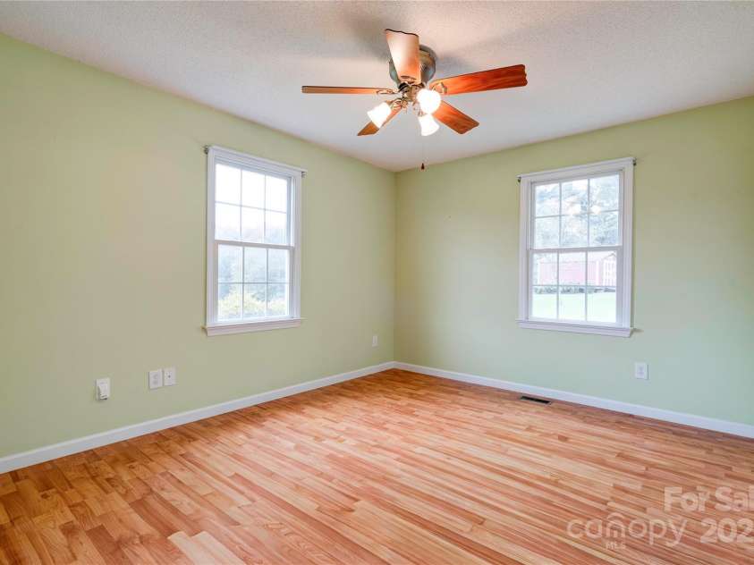 325 Gwen Lane, Shelby, NC 28152.  MLS# CAR4317431, YatesRealty ID 3500. 