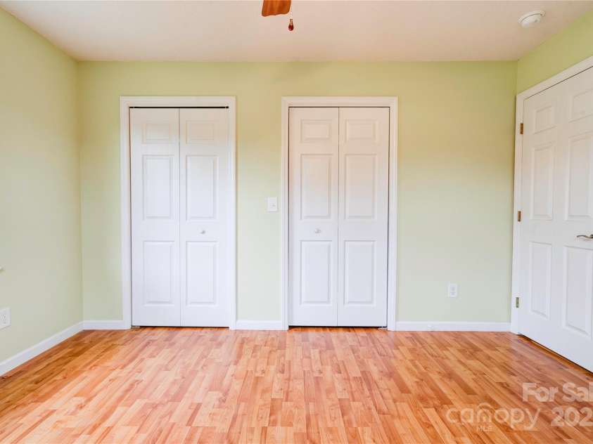 325 Gwen Lane, Shelby, NC 28152.  MLS# CAR4317431, YatesRealty ID 3500. 