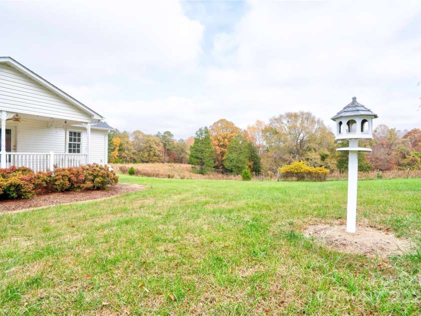 325 Gwen Lane, Shelby, NC 28152.  MLS# CAR4317431, YatesRealty ID 3500. 