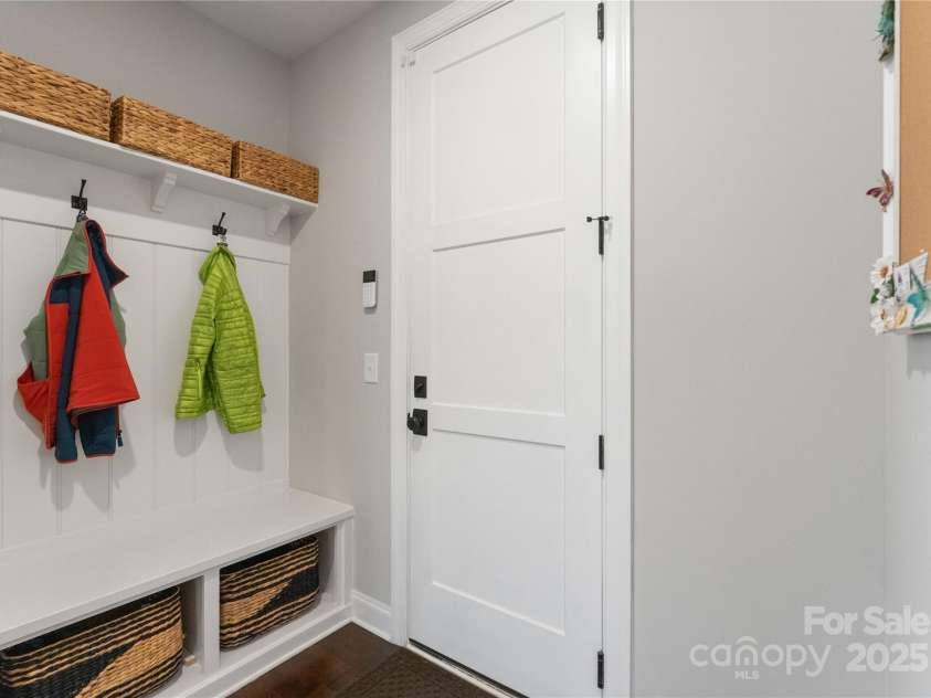 13630 Tranquil Day Drive, Matthews, NC 28105.  MLS# CAR4291117, YatesRealty ID 35000. Drop Zone