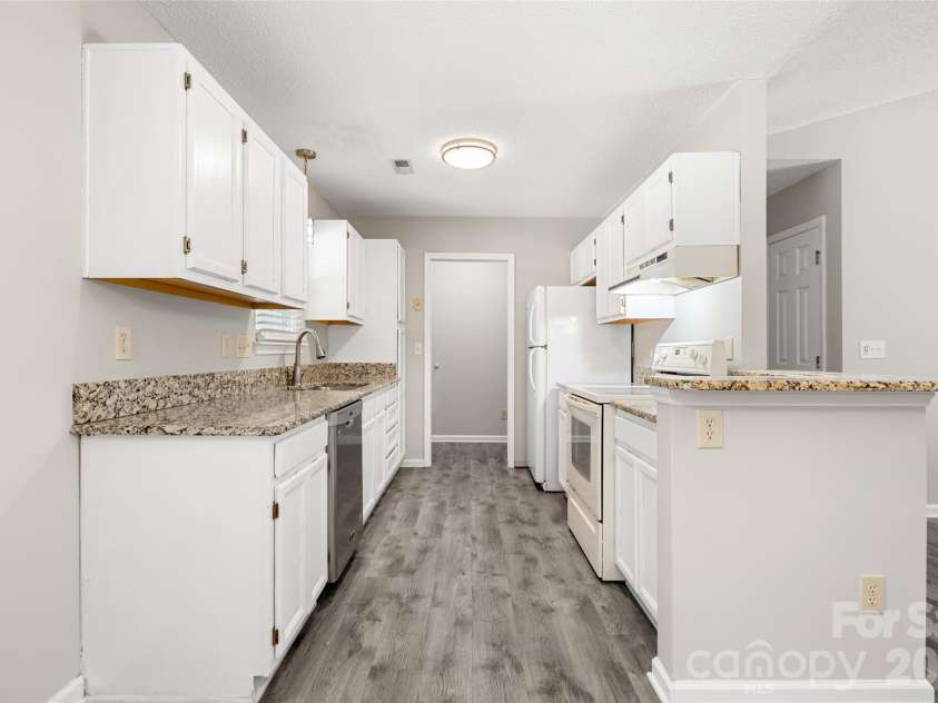 4813 Von Court, Monroe, NC 28110.  MLS# CAR4398470, YatesRealty ID 35000. 