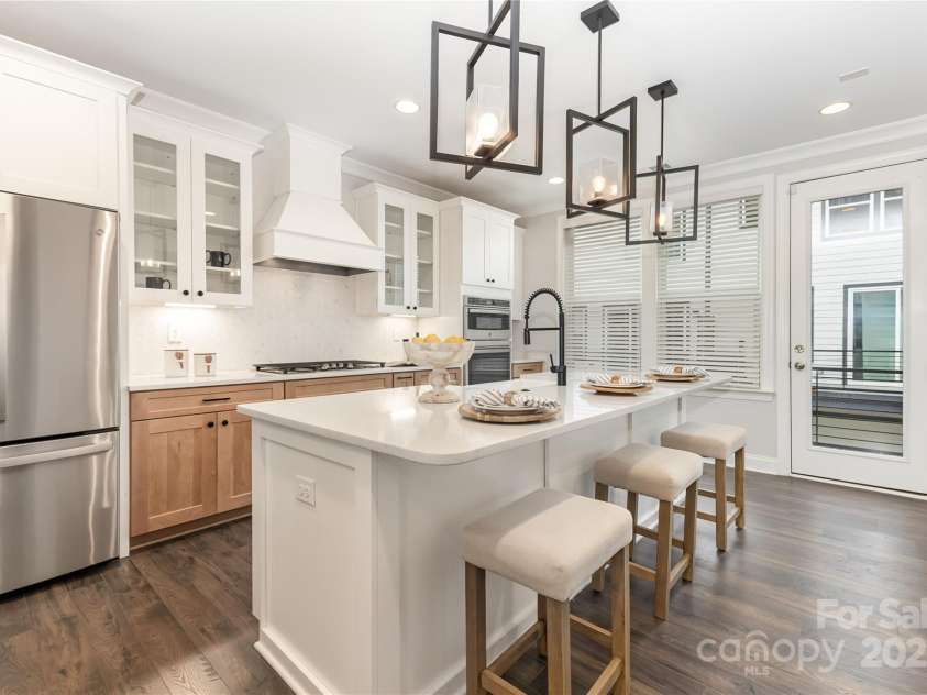 12313 Landry Renee Place, Charlotte, NC 28277.  MLS# CAR4294367, YatesRealty ID 35001. Kitchen White Sand Quartz Island