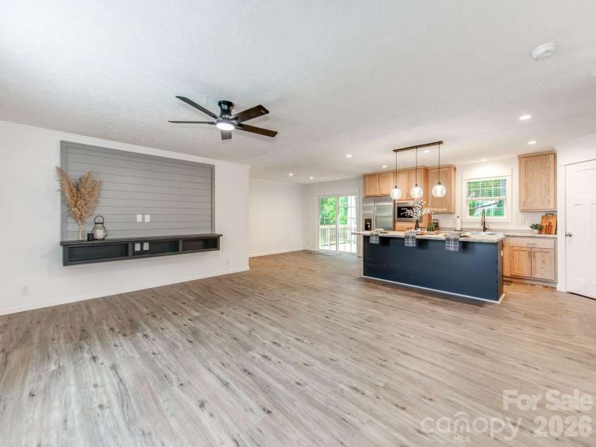 7822 Stillwater Drive, Sherrills Ford, NC 28673.  MLS# CAR4413305, YatesRealty ID 35001. 