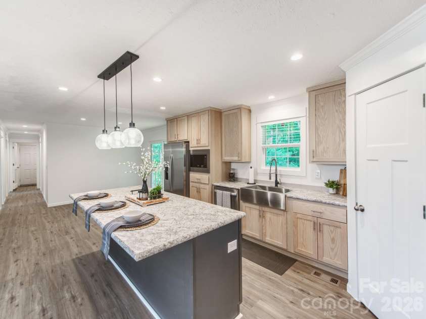 7822 Stillwater Drive, Sherrills Ford, NC 28673.  MLS# CAR4413305, YatesRealty ID 35001. 