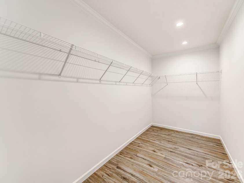7822 Stillwater Drive, Sherrills Ford, NC 28673.  MLS# CAR4413305, YatesRealty ID 35001. 