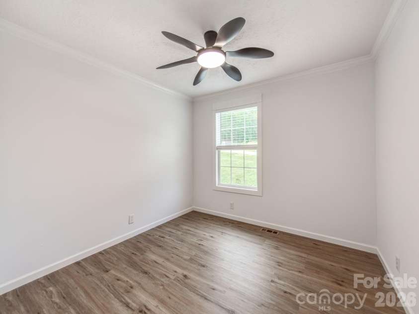 7822 Stillwater Drive, Sherrills Ford, NC 28673.  MLS# CAR4413305, YatesRealty ID 35001. 