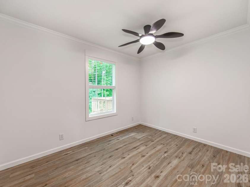 7822 Stillwater Drive, Sherrills Ford, NC 28673.  MLS# CAR4413305, YatesRealty ID 35001. 