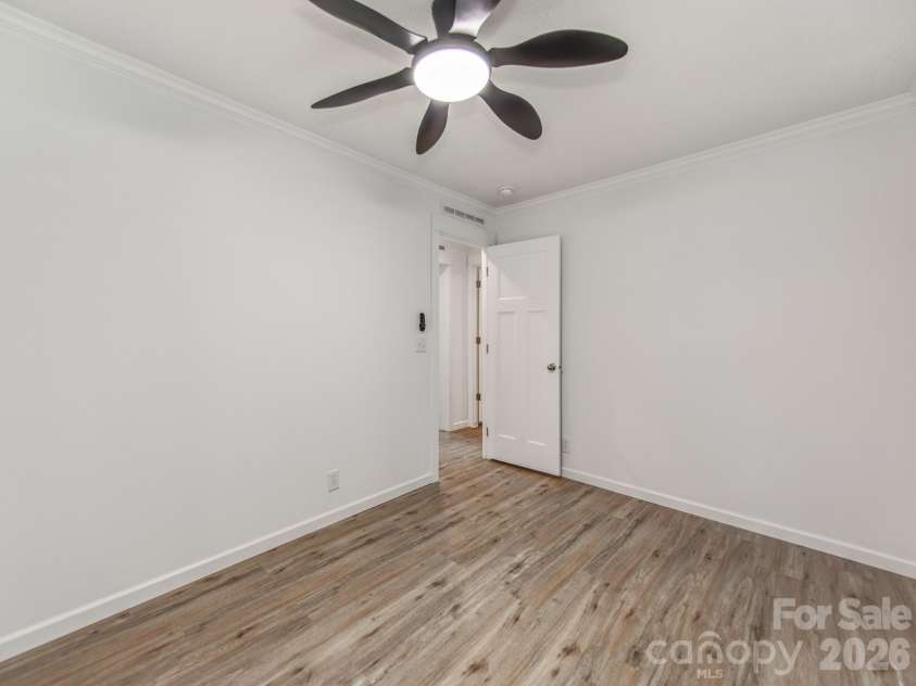 7822 Stillwater Drive, Sherrills Ford, NC 28673.  MLS# CAR4413305, YatesRealty ID 35001. 