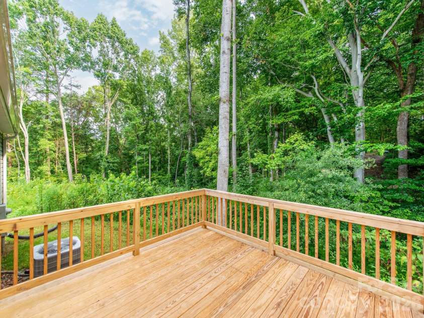 7822 Stillwater Drive, Sherrills Ford, NC 28673.  MLS# CAR4413305, YatesRealty ID 35001. 