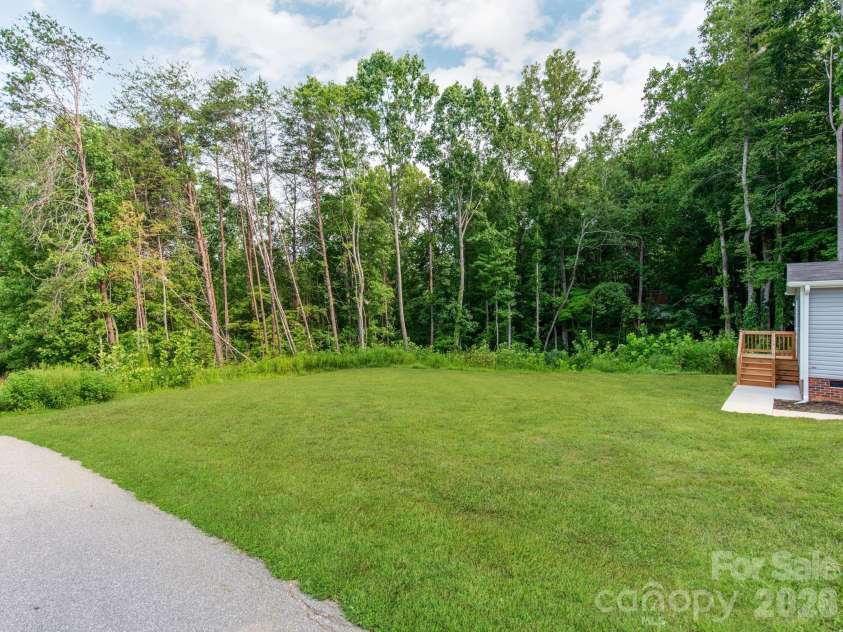 7822 Stillwater Drive, Sherrills Ford, NC 28673.  MLS# CAR4413305, YatesRealty ID 35001. 