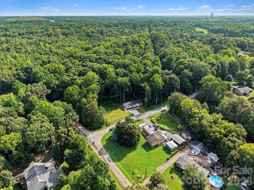 7822 Stillwater Drive, Sherrills Ford, NC 28673.  MLS# CAR4413305, YatesRealty ID 35001. 