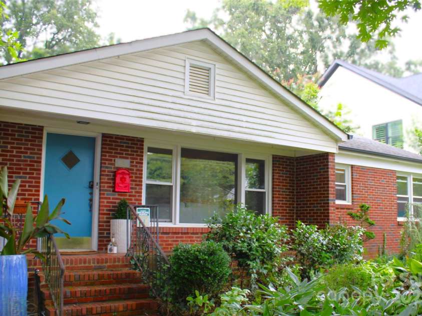 1623 Longfellow Street, Charlotte, NC 28205.  MLS# CAR4294490, YatesRealty ID 35002. 