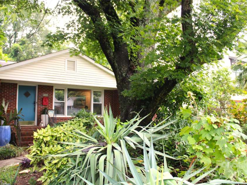 1623 Longfellow Street, Charlotte, NC 28205.  MLS# CAR4294490, YatesRealty ID 35002. 