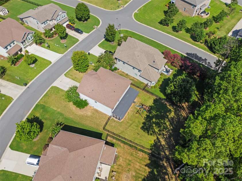 1711 Kelley Lake Drive, York, SC 29745.  MLS# CAR4295365, YatesRealty ID 35003. 0.29 acre lot in a quiet neighborhood