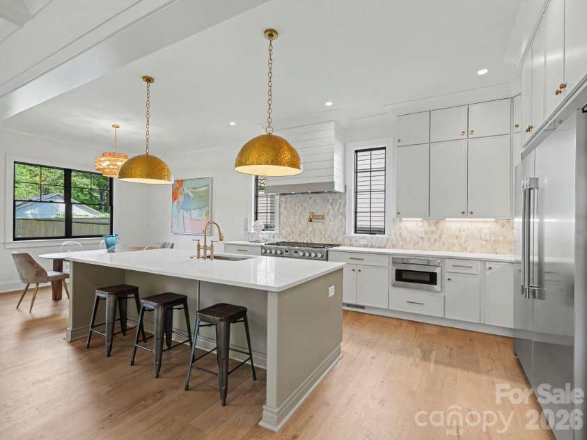 5963 Gate Post Road, Charlotte, NC 28211.  MLS# CAR4390740, YatesRealty ID 35004. 