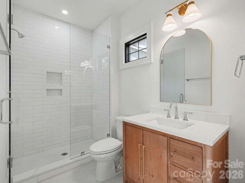 5963 Gate Post Road, Charlotte, NC 28211.  MLS# CAR4390740, YatesRealty ID 35004. 