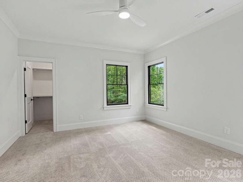 5963 Gate Post Road, Charlotte, NC 28211.  MLS# CAR4390740, YatesRealty ID 35004. 