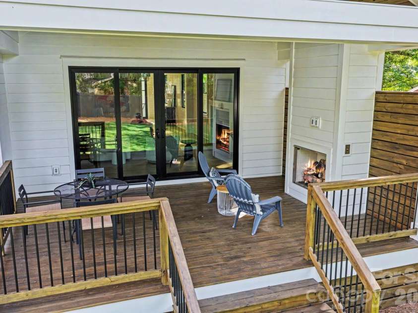 5963 Gate Post Road, Charlotte, NC 28211.  MLS# CAR4390740, YatesRealty ID 35004. 