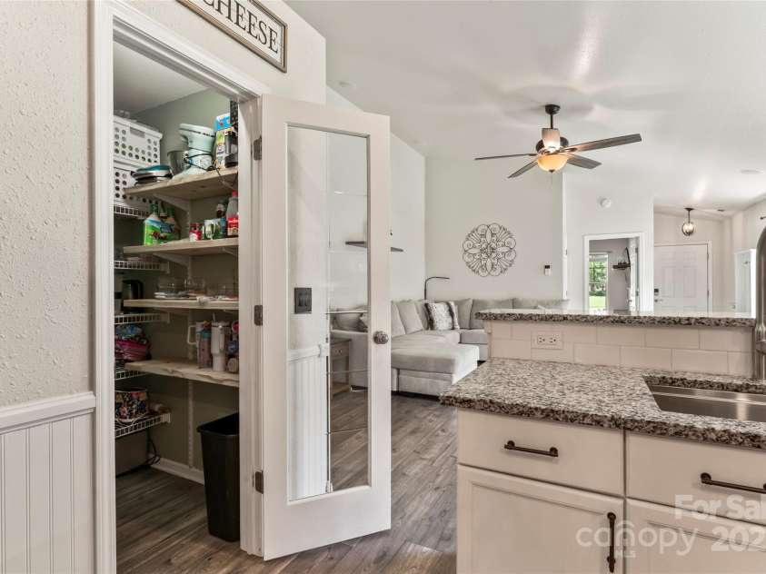 570 Montgomery Drive, Rock Hill, SC 29732.  MLS# CAR4295047, YatesRealty ID 35005. 