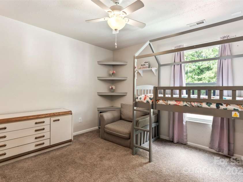 570 Montgomery Drive, Rock Hill, SC 29732.  MLS# CAR4295047, YatesRealty ID 35005. 