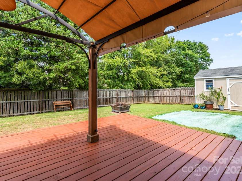 570 Montgomery Drive, Rock Hill, SC 29732.  MLS# CAR4295047, YatesRealty ID 35005. 