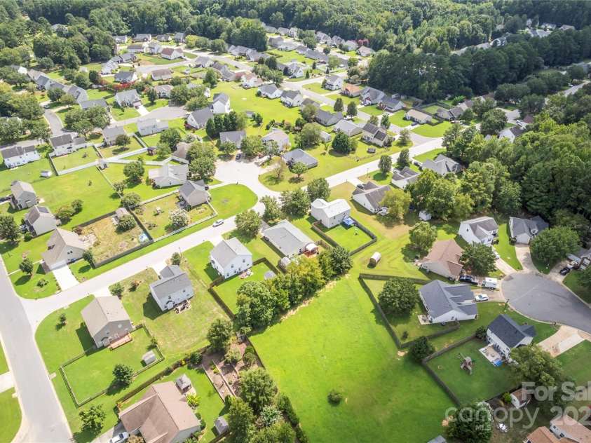 570 Montgomery Drive, Rock Hill, SC 29732.  MLS# CAR4295047, YatesRealty ID 35005. 