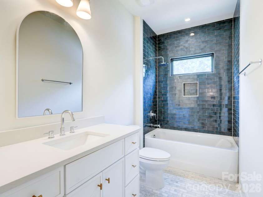 5971 Gate Post Road, Charlotte, NC 28211.  MLS# CAR4395302, YatesRealty ID 35005. 