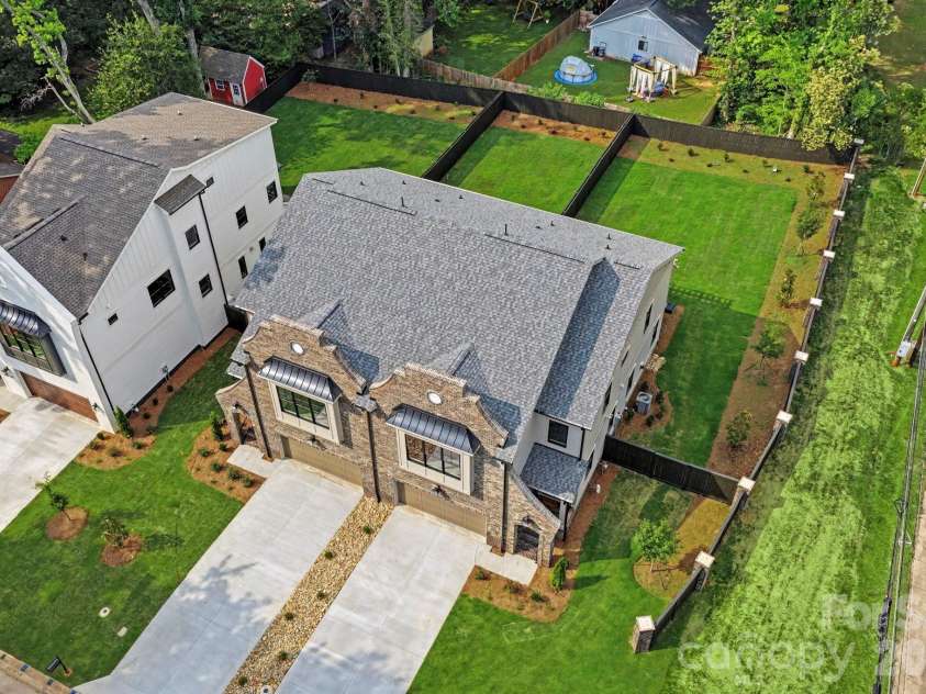 5971 Gate Post Road, Charlotte, NC 28211.  MLS# CAR4395302, YatesRealty ID 35005. 