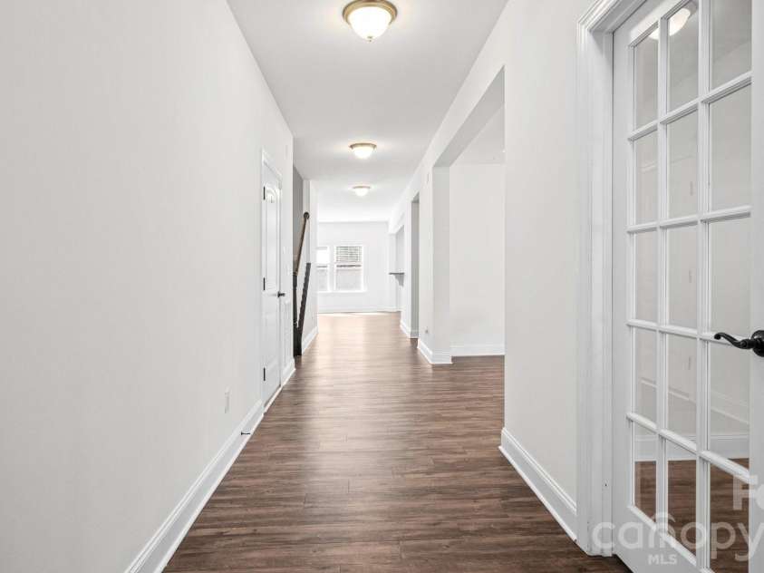 7235 Barefoot Forest Drive, Charlotte, NC 28269.  MLS# CAR4396233, YatesRealty ID 35006. 