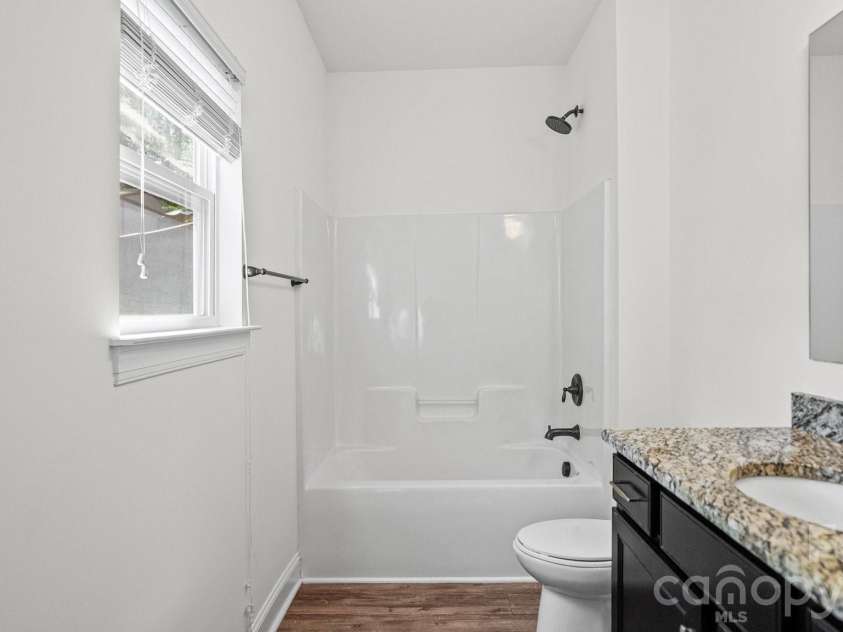 7235 Barefoot Forest Drive, Charlotte, NC 28269.  MLS# CAR4396233, YatesRealty ID 35006. 