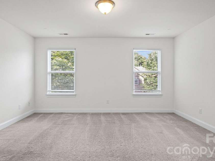 7235 Barefoot Forest Drive, Charlotte, NC 28269.  MLS# CAR4396233, YatesRealty ID 35006. 