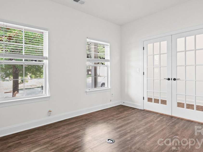 7235 Barefoot Forest Drive, Charlotte, NC 28269.  MLS# CAR4396233, YatesRealty ID 35006. Office