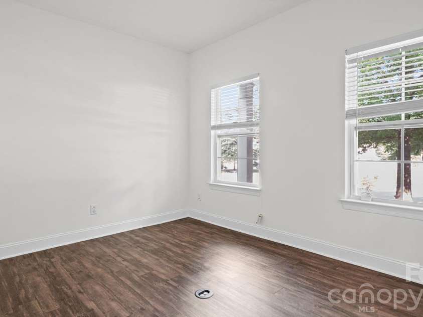 7235 Barefoot Forest Drive, Charlotte, NC 28269.  MLS# CAR4430339, YatesRealty ID 35006. 