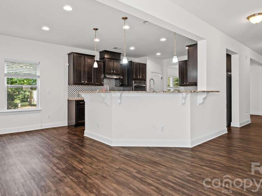 7235 Barefoot Forest Drive, Charlotte, NC 28269.  MLS# CAR4430339, YatesRealty ID 35006. 
