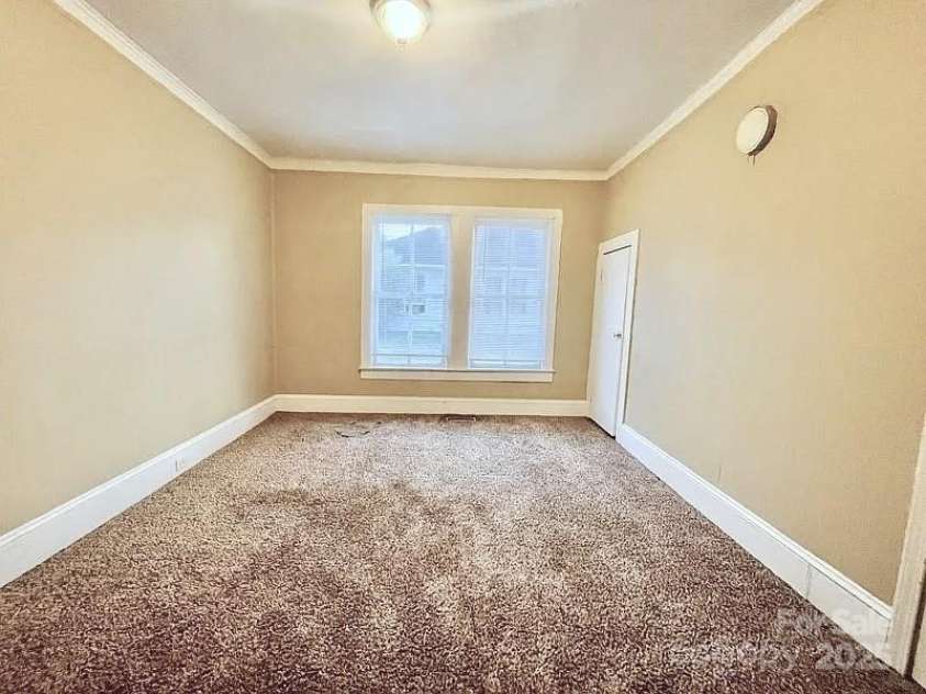 861 Old Charlotte Road, Concord, NC 28027.  MLS# CAR4272025, YatesRealty ID 35006. Previous Rental pictures-