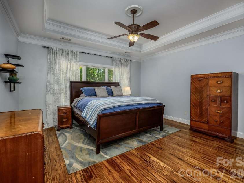 7933 Sally Clark Drive, Denver, NC 28037.  MLS# CAR4397836, YatesRealty ID 35007. Primary Suite