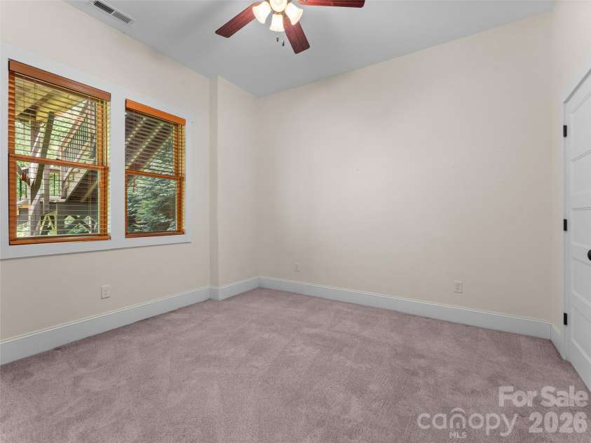 165 South Hill Drive, Brevard, NC 28712.  MLS# CAR4398285, YatesRealty ID 35008. 